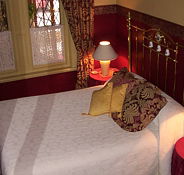 Triune House Bed and Breakfast - Rent Accommodation