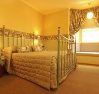 The Russell Hotel - Rent Accommodation