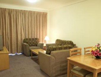 Maclin Lodge Motel - Rent Accommodation 2