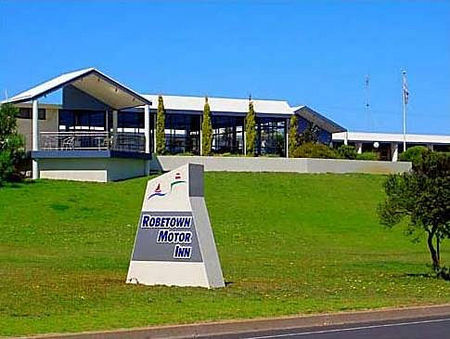 Robetown Motor Inn - Rent Accommodation 2