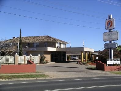 Country Comfort Orange - Rent Accommodation 2