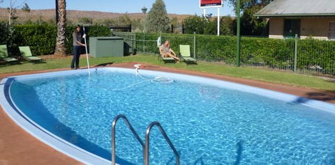 Alice Motor Inn - Rent Accommodation 0