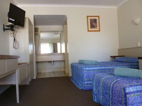 Alice Motor Inn - Rent Accommodation 2