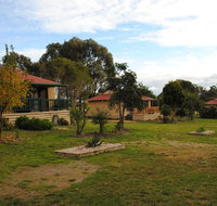Lakes Entrance Country Cottages - Rent Accommodation