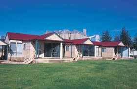 The Mac's Beachfront Villas - Rent Accommodation 0