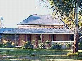 O'Deas Cottage - Rent Accommodation 0