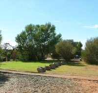 Myall Grove Holiday Park - Rent Accommodation