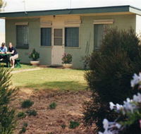 Oaklands Fishing Cottage - Rent Accommodation