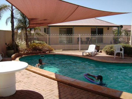 The Mac's Beachfront Villas - Rent Accommodation 2