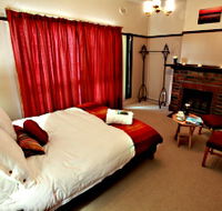 Old Cable Station Colonial Retreat - Rent Accommodation