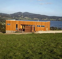 Deck House - Rent Accommodation