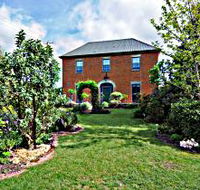 Mrs Currie's House BB - Rent Accommodation