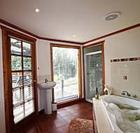 Love Grove Guest House - Rent Accommodation