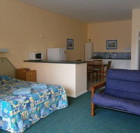 Penguin Holiday Apartments - Rent Accommodation