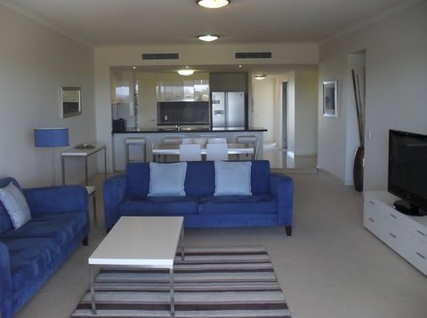 Pandanus Mooloolaba - Rent Accommodation 3