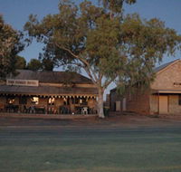 Tooles Family Hotel - Rent Accommodation