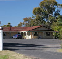 Burke and Wills Motor Inn - Moree - Rent Accommodation