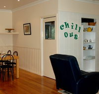 Carrs Hunter Valley Macadamia Farm Guest House - Rent Accommodation