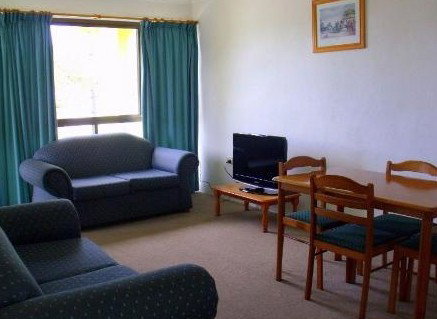 Como Holiday Apartments And Tropical Nites Motel - Rent Accommodation 2