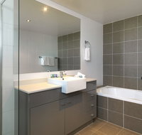 Meriton Serviced Apartments - Broadbeach - Rent Accommodation