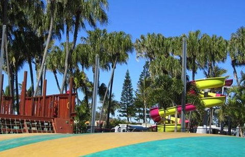 Big 4 Capricorn Palms Holiday Village - Rent Accommodation 4