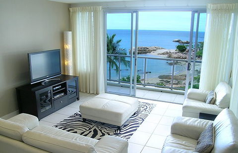 Coral Cove Apartments - Rent Accommodation 3
