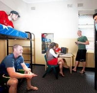 Maze Backpackers And Cb Hotel - Rent Accommodation
