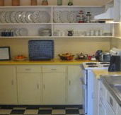 Moniques Bed And Breakfast - Rent Accommodation