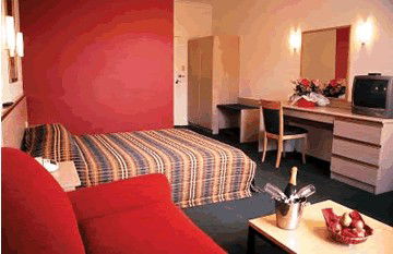 Quality CKS Sydney Airport Hotel - Rent Accommodation 5