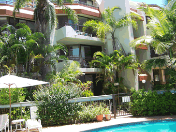 Old Burleigh Court Holiday Apartments - Rent Accommodation 4