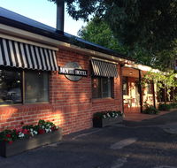 Moyhu Hotel - Rent Accommodation