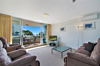 Newport Mooloolaba - Rent Accommodation 53