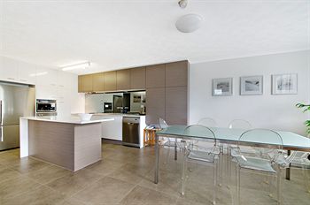 Newport Mooloolaba - Rent Accommodation 58