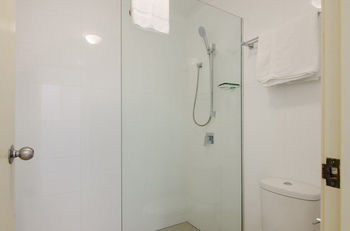 Newport Mooloolaba - Rent Accommodation 64