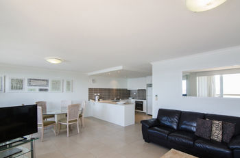 Newport Mooloolaba - Rent Accommodation 74