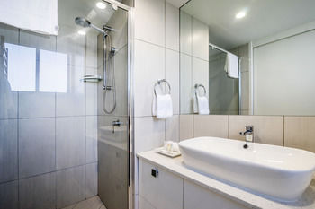 Newport Mooloolaba - Rent Accommodation 91
