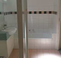 Australian Home Away  Box Hill 21 - Rent Accommodation