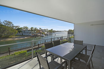 Jacaranda Noosa - Rent Accommodation 8