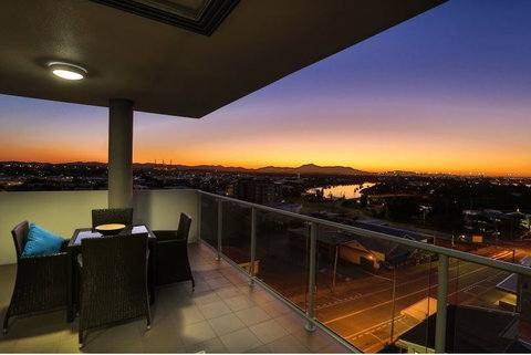 Curtis Central Apartments - Rent Accommodation 1