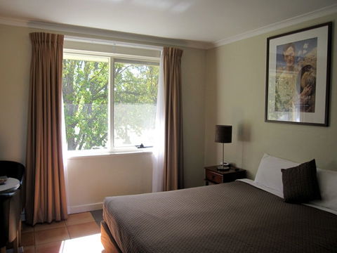 Forrest Hotel & Apartments - Rent Accommodation 0