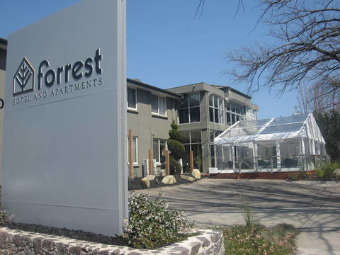 Forrest Hotel & Apartments - Rent Accommodation 9