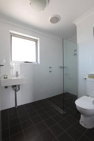Forrest Hotel & Apartments - Rent Accommodation 11