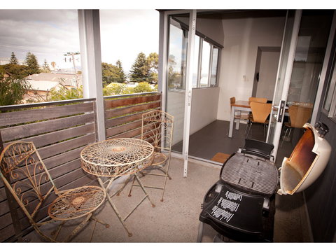 Hanover Bay - Rent Accommodation 8