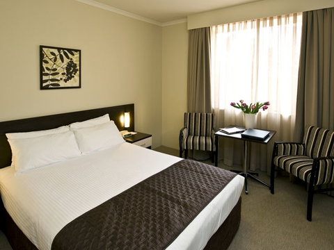 Wesley Lodge - Rent Accommodation 0