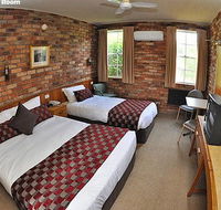 Log Cabin - Rent Accommodation
