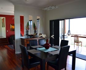The Mountain View Retreat - Rent Accommodation 1