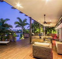 The Tropics at Vogue Holiday Homes - Rent Accommodation