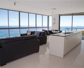 ULTIQA Air On Broadbeach - Rent Accommodation 2