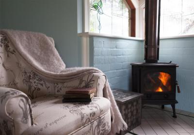 Oak Tree Lodge - Rent Accommodation 4