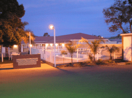 Charles Rasp Motor Inn And Cottages - Rent Accommodation 0